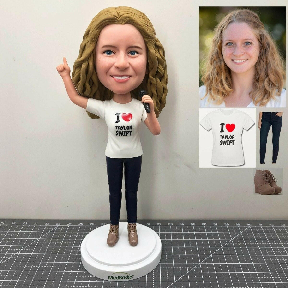 Custom Bobbleheads