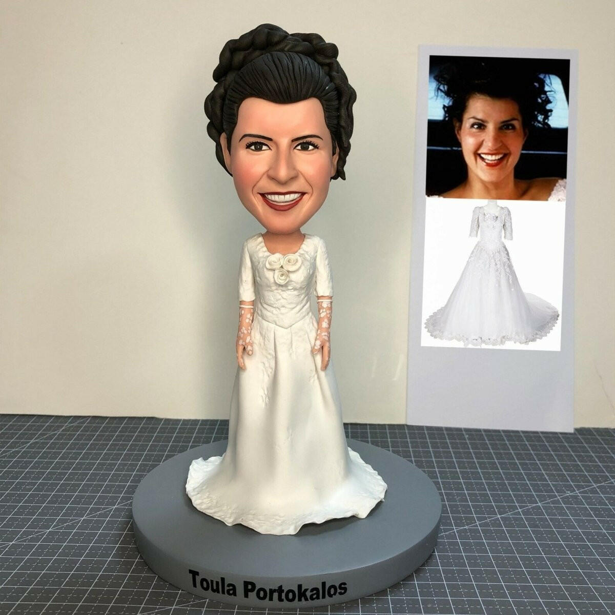 Custom Bride Bobblehead & Personalized Wedding Figurine