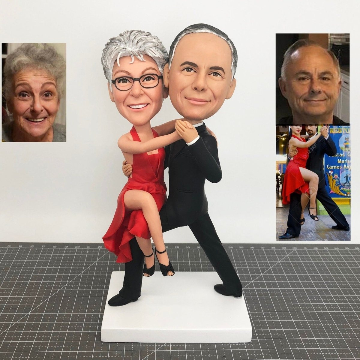 Custom Couple Bobbleheads Dancing