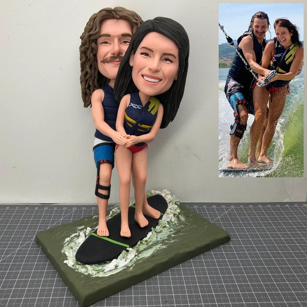 Custom Couple Surfing Bobbleheads
