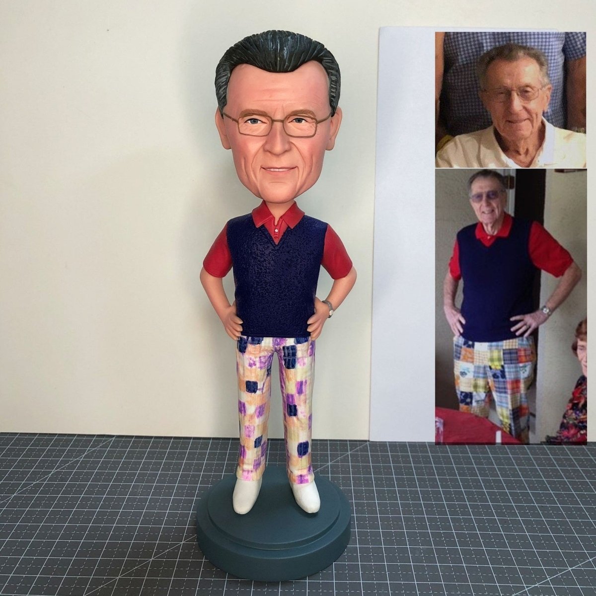 Custom father bobbleheads from photo