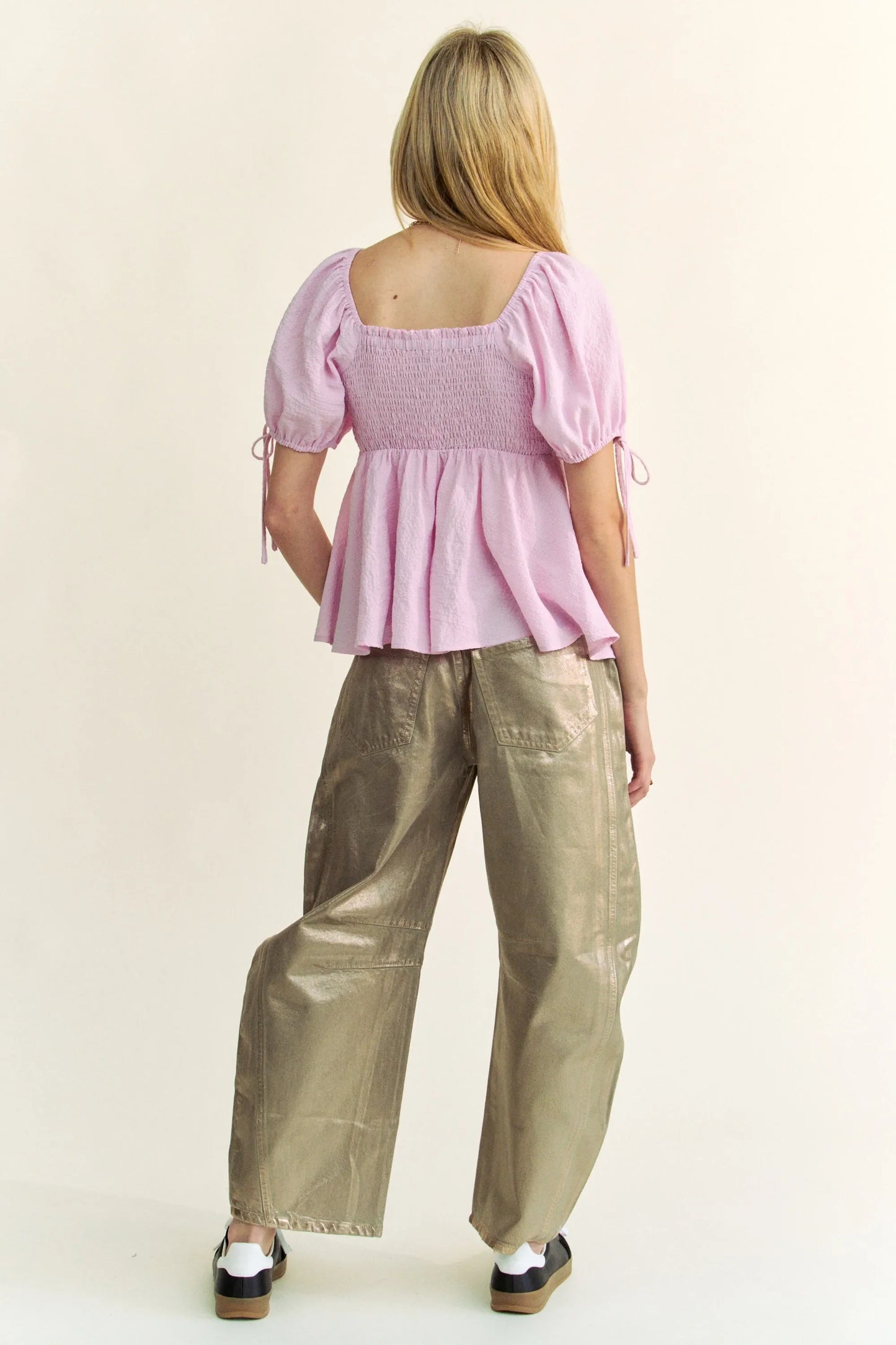 Davi & Dani Solid Elastic Peplum Puffed Sleeves Blouse