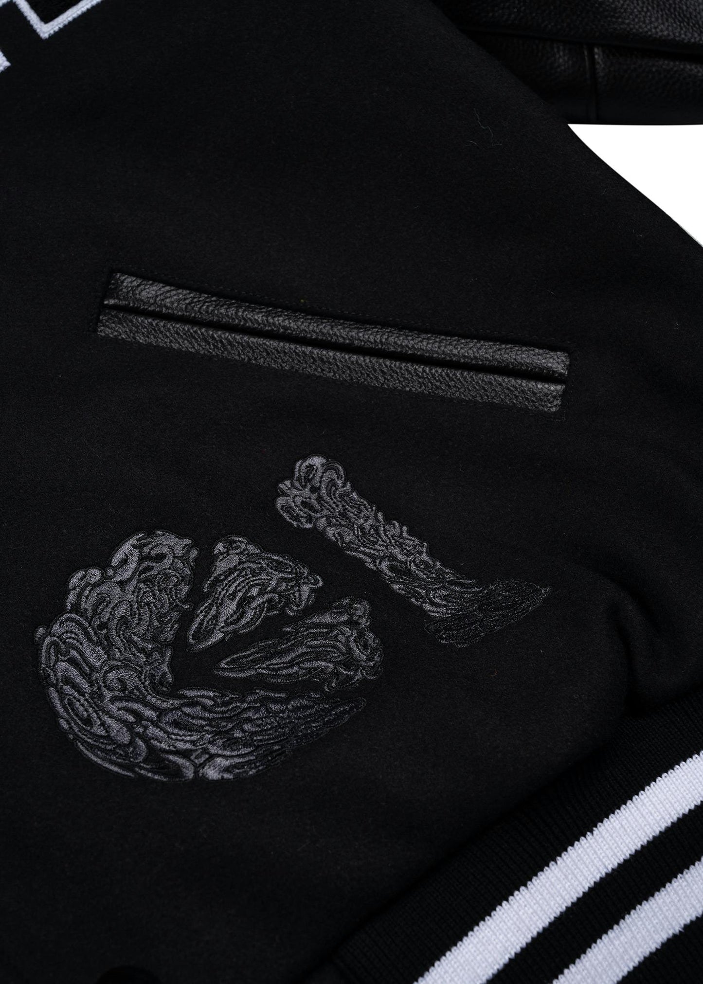 Familie 01 | Varsity Jacket