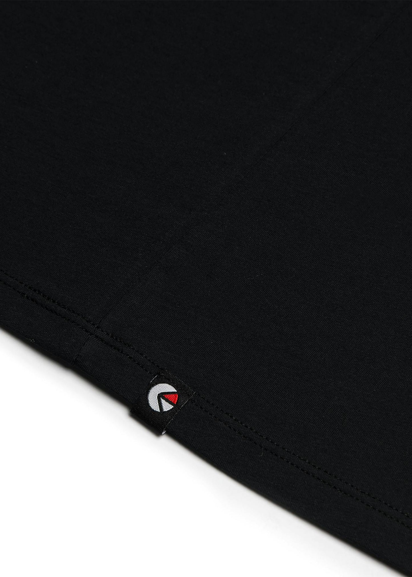 Black | Womens V-neck Tee