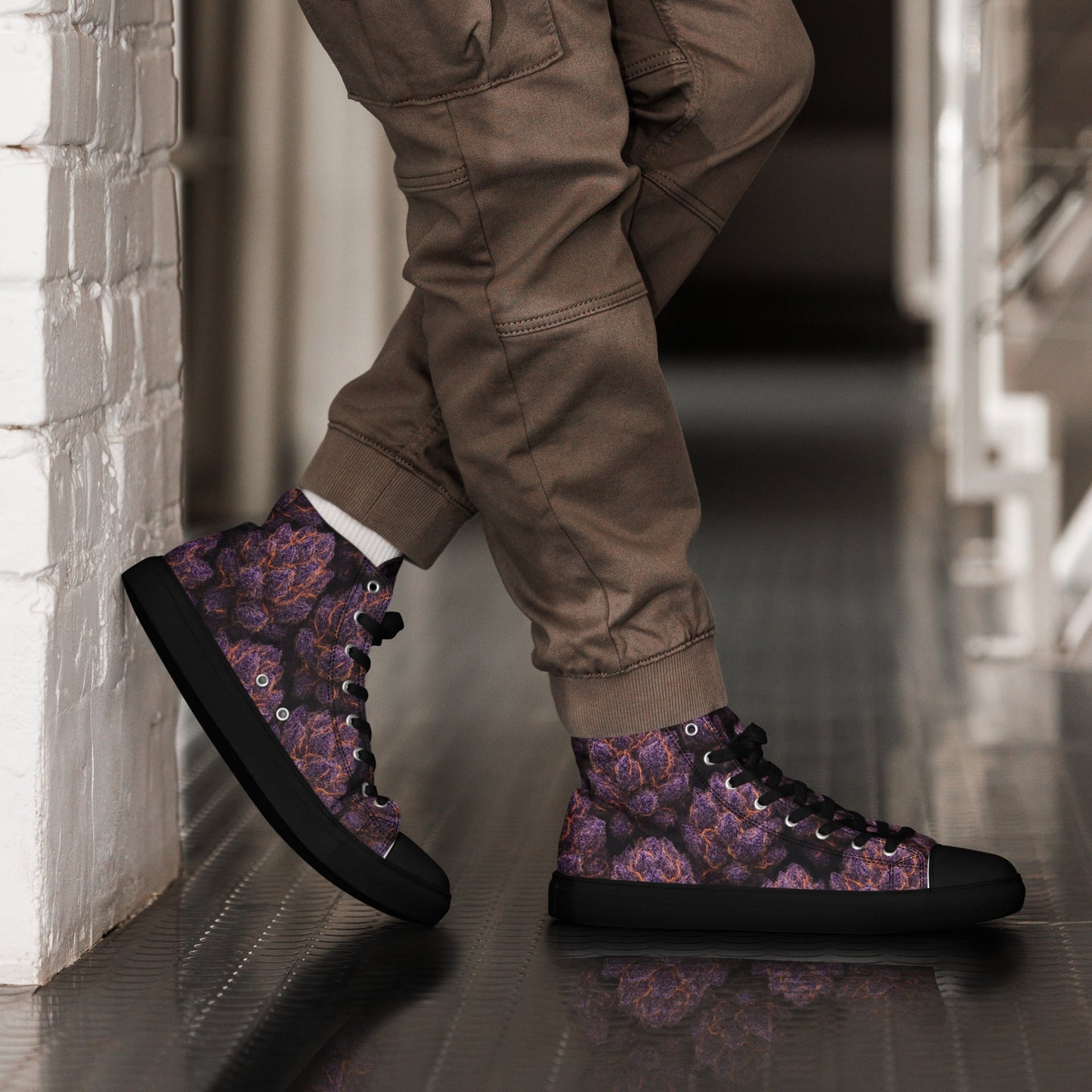 Everythings Purple Weed Men’s high top canvas shoes