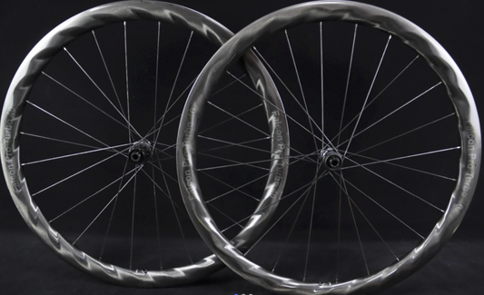The Falcon Premium Carbon Wheelset - Disc Brake
