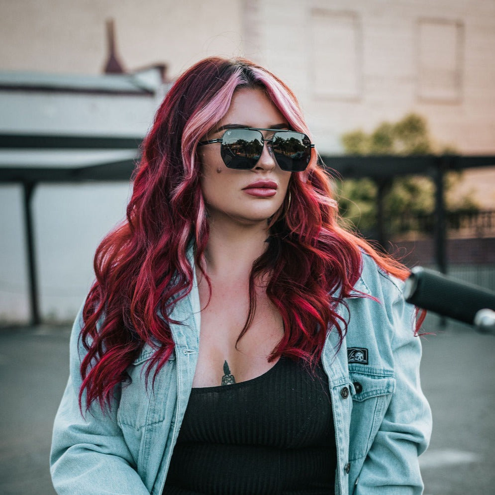 The Edge. Black/Black