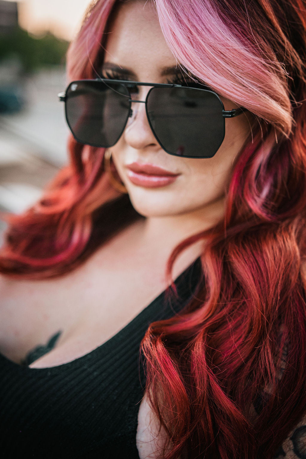 The Edge. Black/Black