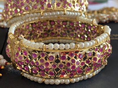 Viya bridal set ( SHIPS IN 4 WEEKS )
