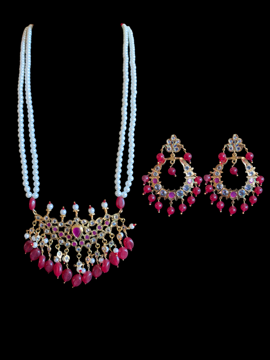 PS426 Hyderabadi tirmani with chandbali ( SHIPS IN 4 WEEKS )