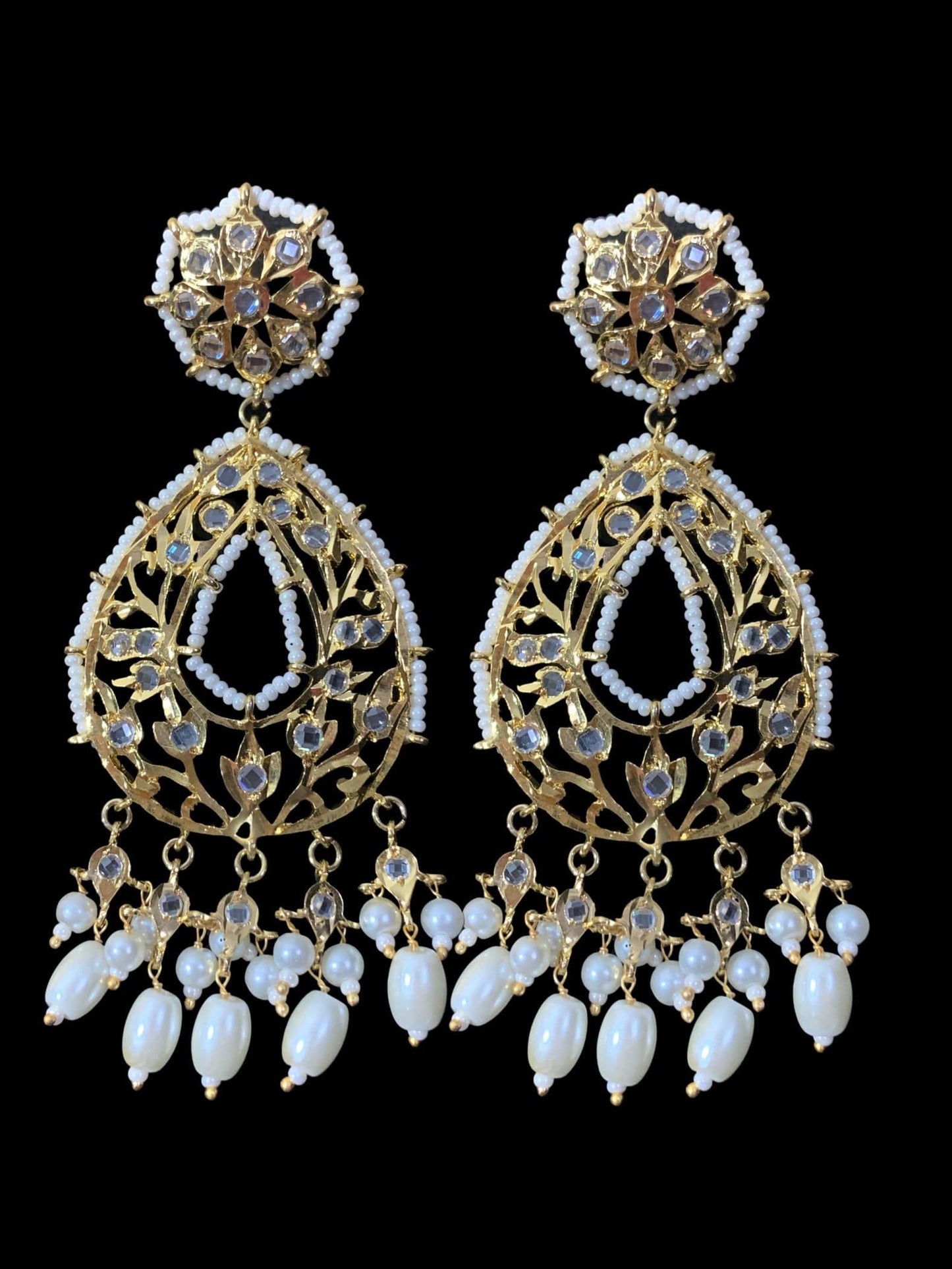 LN77 Adhira ranihaar (shell pearls  ) (SHIPS IN 3 WEEKS  )