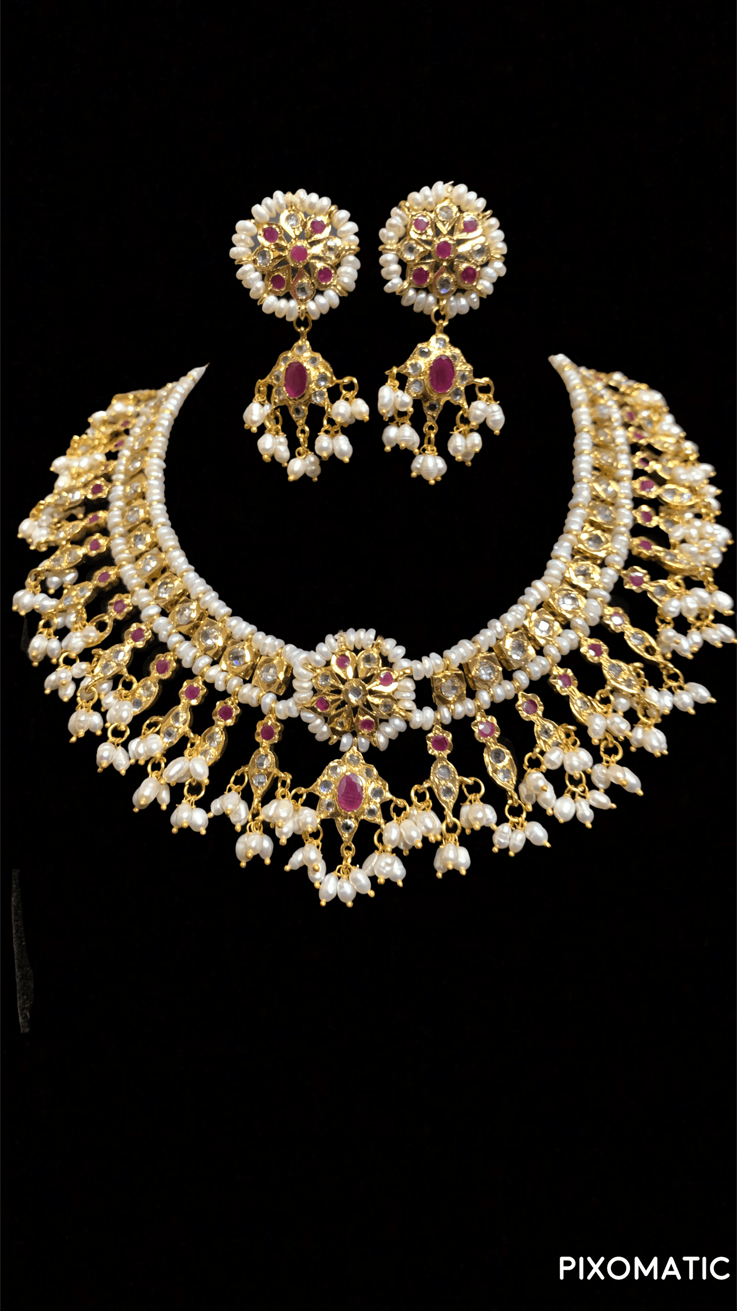 Kali Fresh water pearl necklace (SHIPS IN 4 WEEKS  )