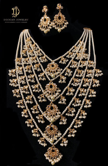 SAT2 Manisha kundan satlada ( SHIPS IN 4 WEEKS )