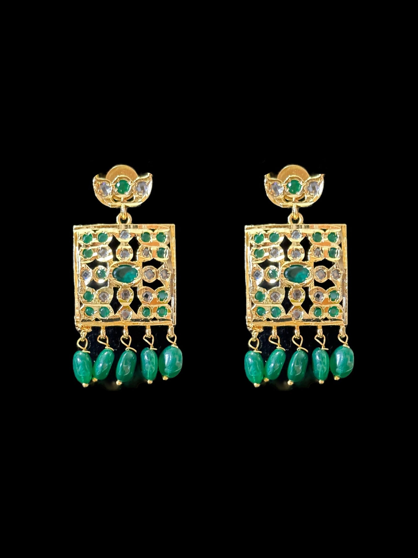 PS431 Zuni fresh water pearl pendant set in green beads ( READY TO SHIP)