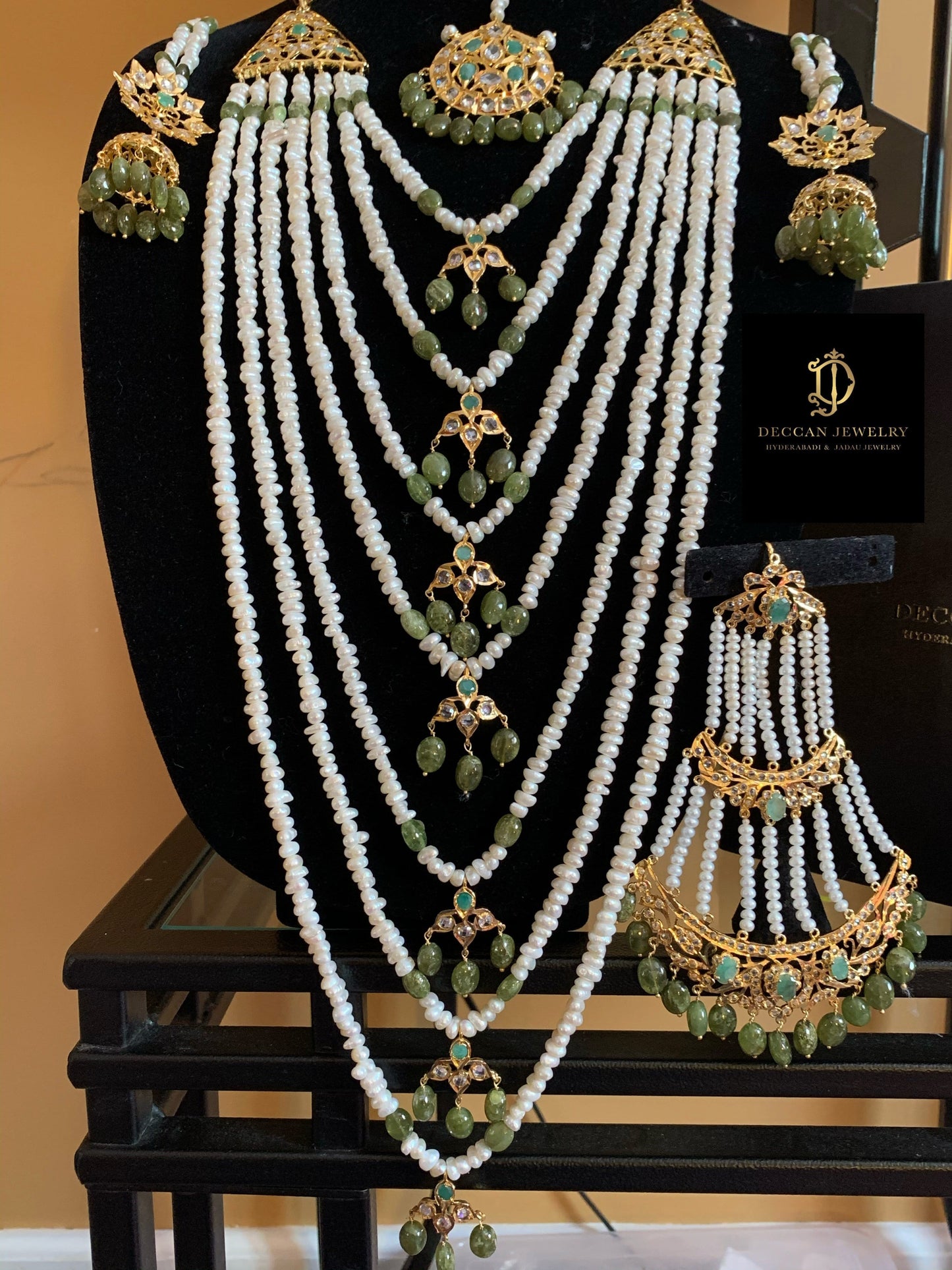 INSIA BRIDAL SET IN EMERALDS WITH FRESH WATER PEARLS ( SHIPS IN 2 WEEKS )