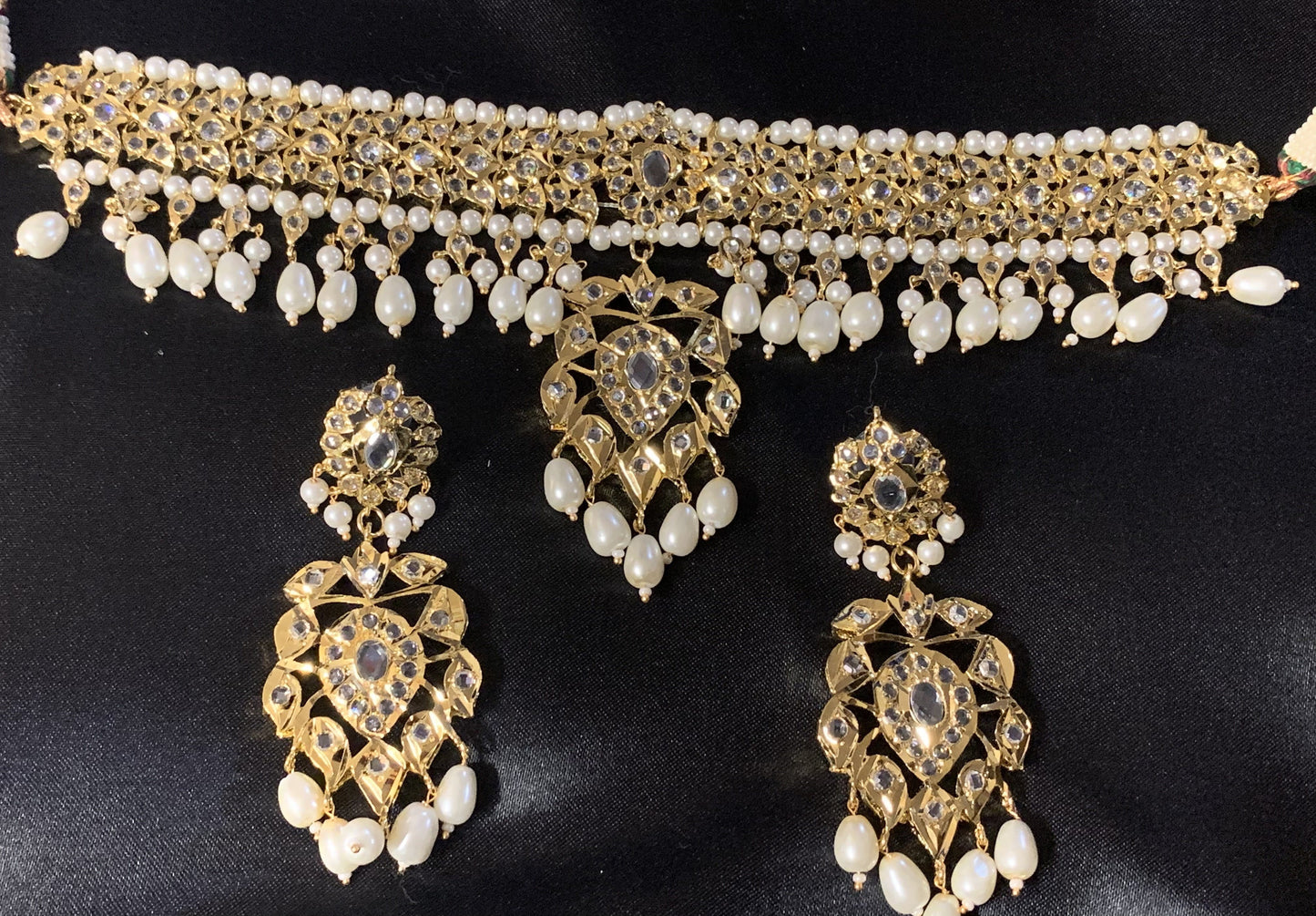 C6 Sahaj choker set in pearls (SHIPS IN 3 WEEKS)