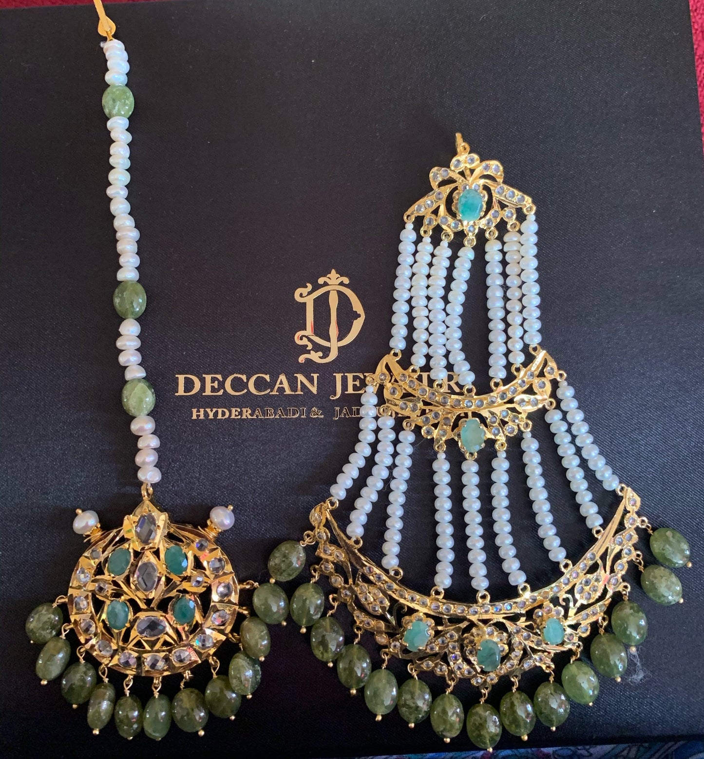 INSIA BRIDAL SET IN EMERALDS WITH FRESH WATER PEARLS ( SHIPS IN 2 WEEKS )