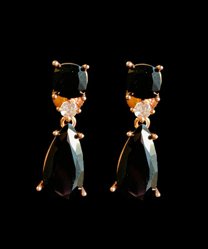 DER788 Cz tear drop earrings ( READY TO SHIP )