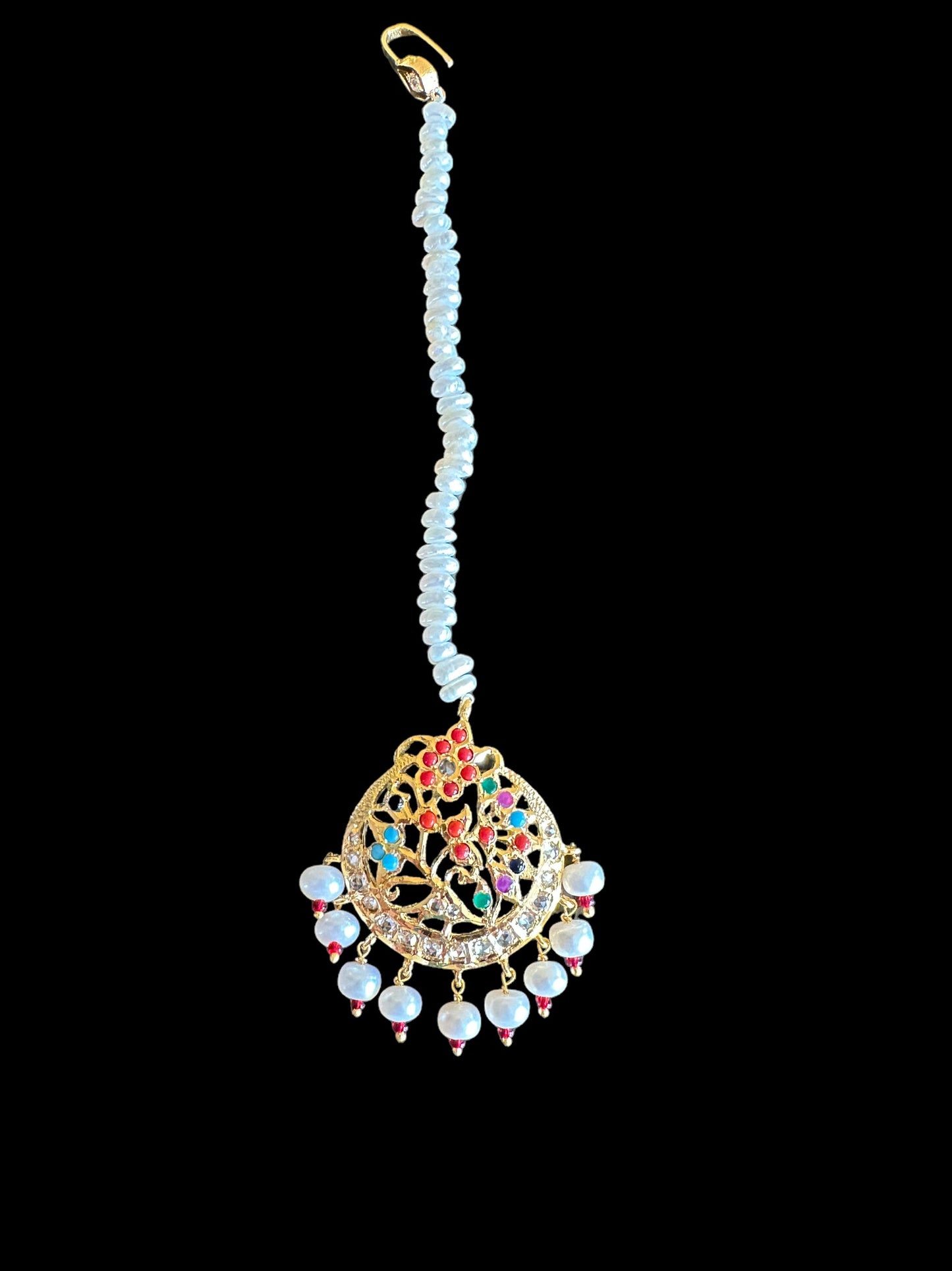 Navratan tika in fresh water pearls ( SHIPS IN 4 WEEKS )