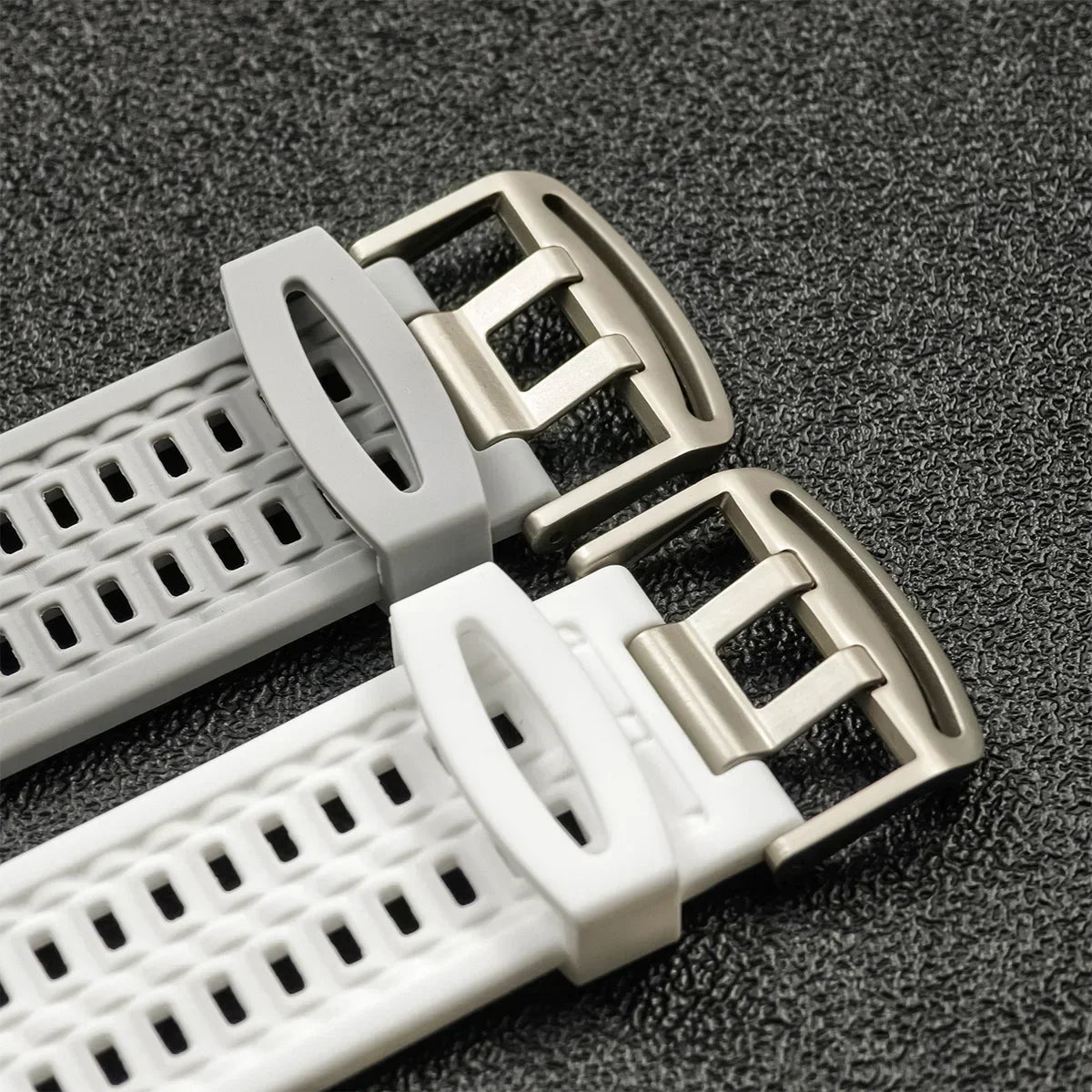 Silicone Apple Watch Band Series 11/10/9/8/7/6/5/4/ SE / Ultra 1/2/3