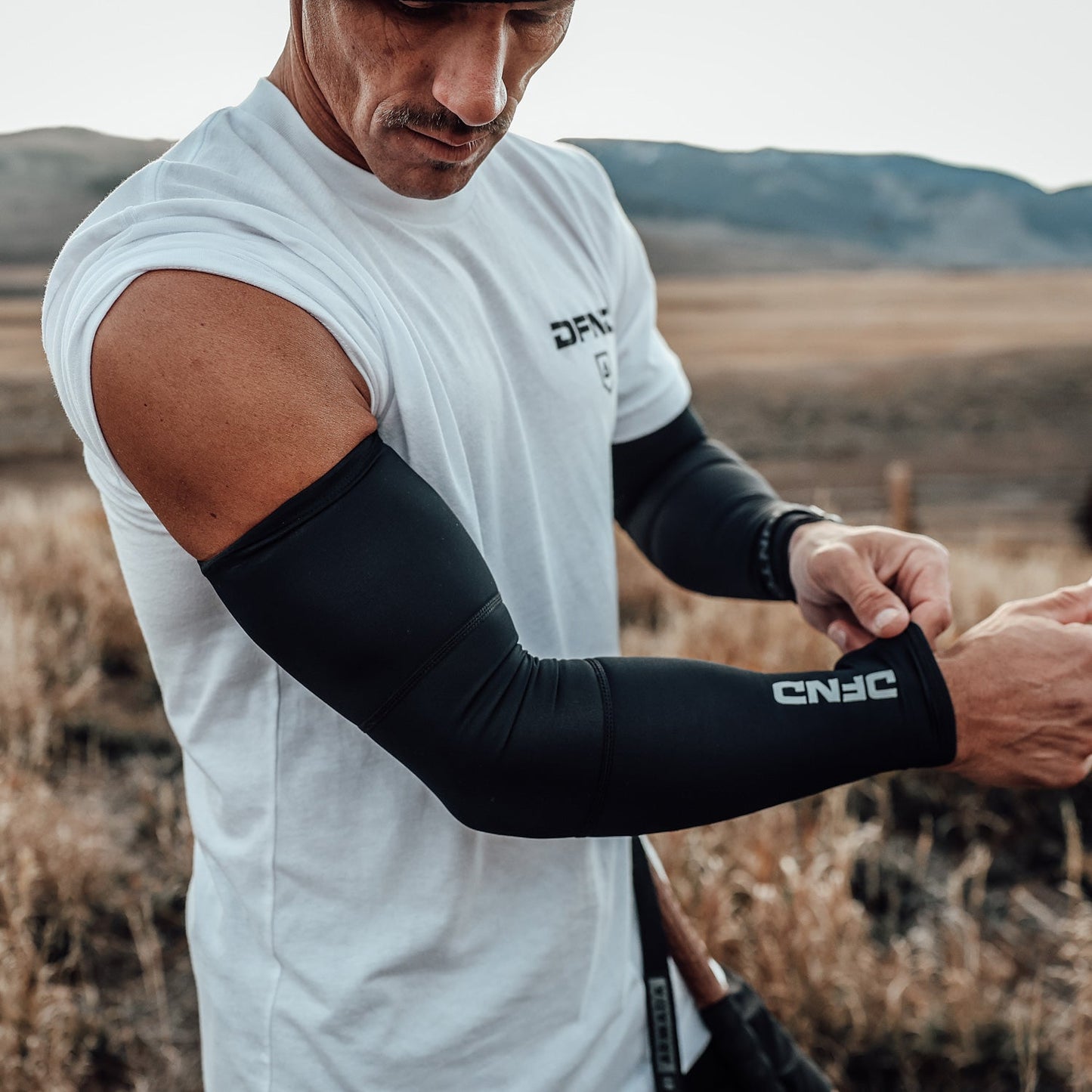 ACTIVE Ax COMPRESSION ARM SLEEVES ( 2 PACK)