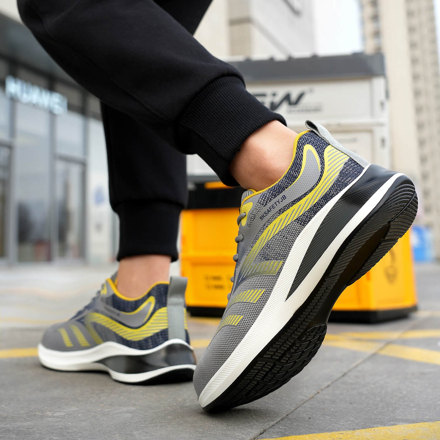 Maven Steel Toe Stylish Comfortable Work Sneakers