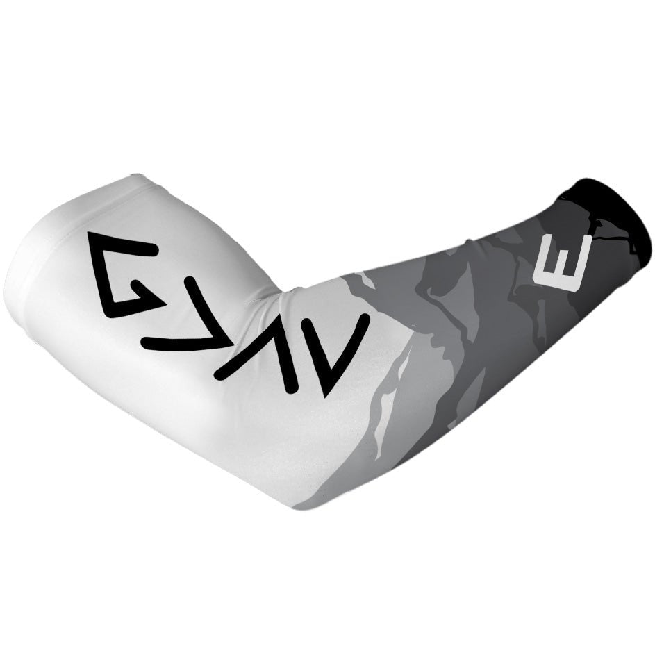 God Is Greater Than The Highs and Lows Arm Sleeve - Triathlete Store