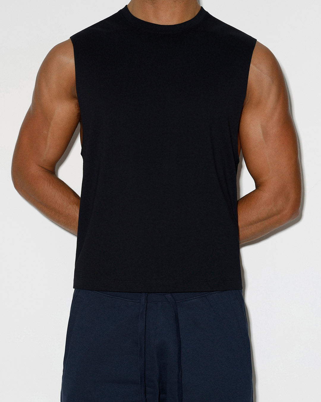 Mid Weight Cropped Sleeveless Black