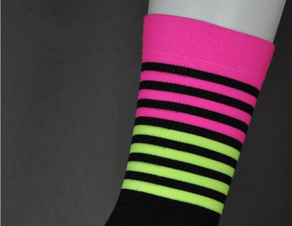 Modern Unisex Cycling Socks For Men And Women Outdoor Sports Socks Bike Footwear for Road Bike Running Basketball Sports Socks For Cycling