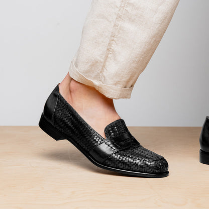 15-585-BLK NICOLA Italian Calfskin Basketweave, Black