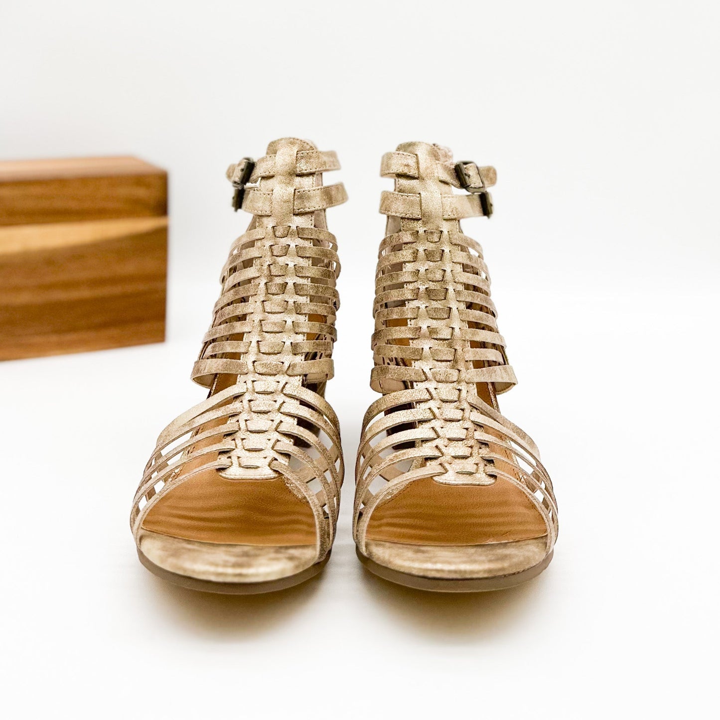 Ofanto Heeled Sandal in Gold