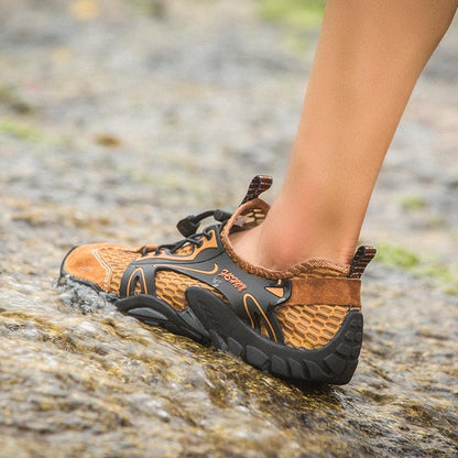 Quick Dry Men Sneakers Slip On Upstream Shoes Water Hiking Beach Surfing Shoes Sandals Barefoot Beach Sneakers Swim Boating Fishing Yoga Gym