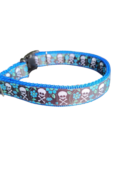 Skull and Crossbones Blue Flowers Nylon Dog Collar