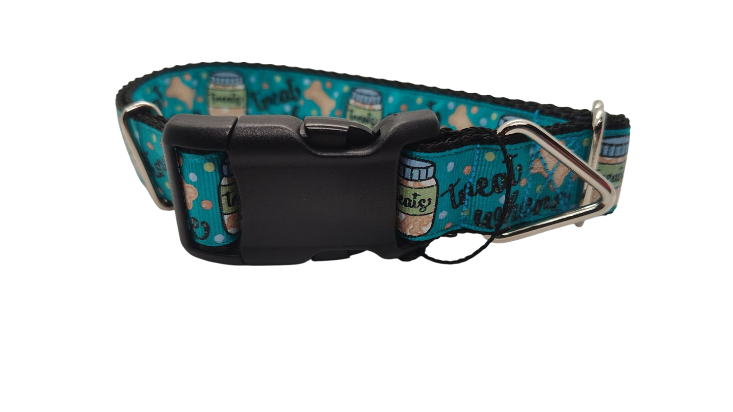 Treat Whore Blue Nylon Dog Collar