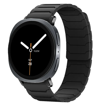 Samsung Galaxy Watch8, 8 Classic & 9 Magnetic Silicone Link Band