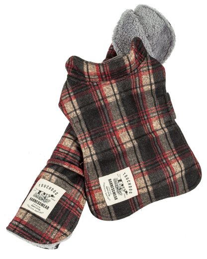 Touchdog ® 2-In-1 Tartan Plaid Dog Jacket and Matching Reversible Dog Mat