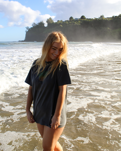 Koloa Piñas Boyfriend Tee