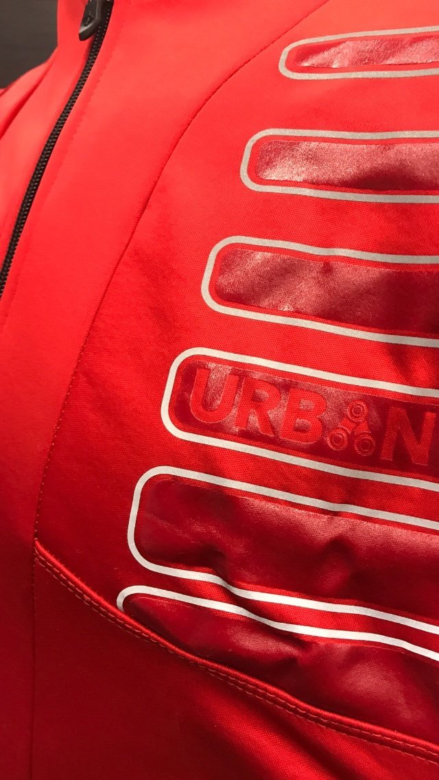 Urban Cycling Reflector Winter Softshell Cycling Jacket – Windproof, Water-Resistant, High-Visibility